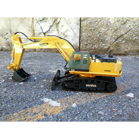 Remote Control HUINA 1:16 2.4GHz 11CH Die-Cast Tractor Excavator Digger - iHobby Online